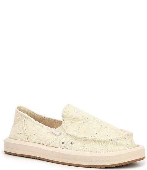 sanuk fake lace slip-on shoes